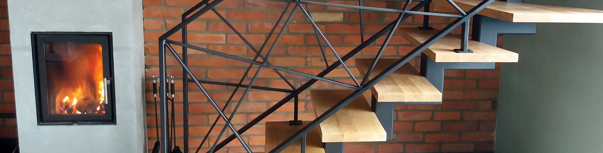 Zobacz nasze eleganckie balustrady na schody Nowoczesne balustrady na schody